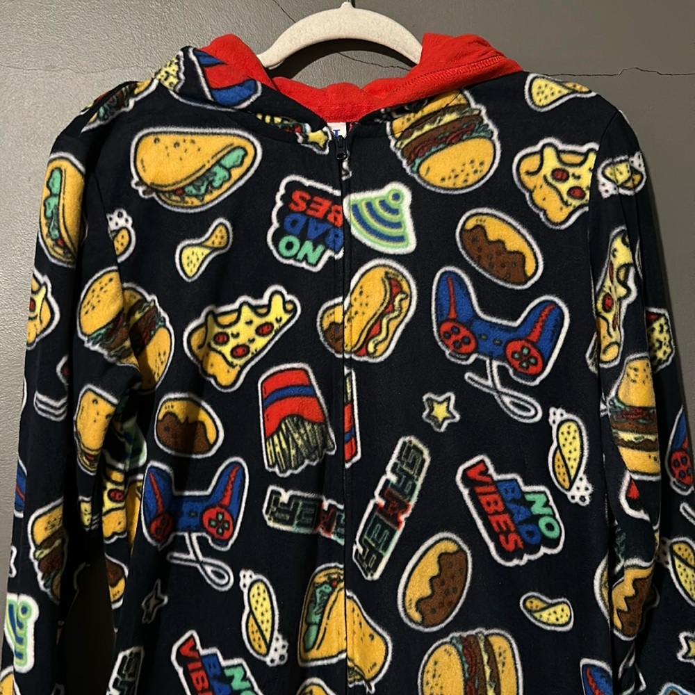 KIDS UNISEX ONESIE 🍕🍔🍟🎮🌭